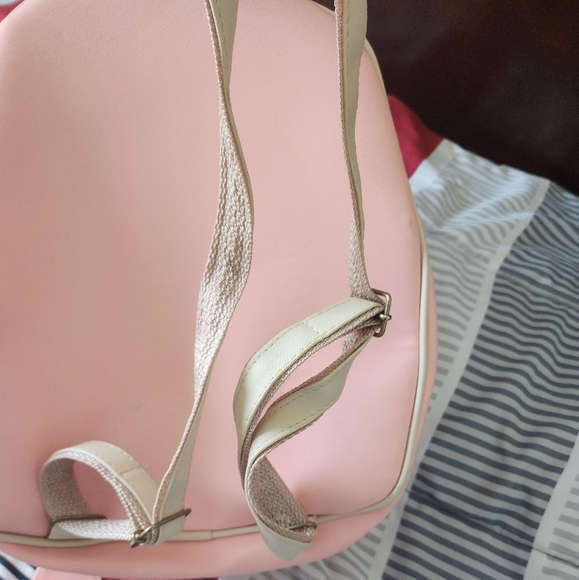 Pink kitten backpack - Picture 15 of 17